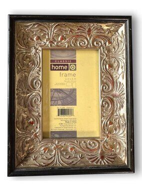 Target Home Classic Frame Ornate Gold Red Flourish 4x6 Tabletop Wall Decor 2005